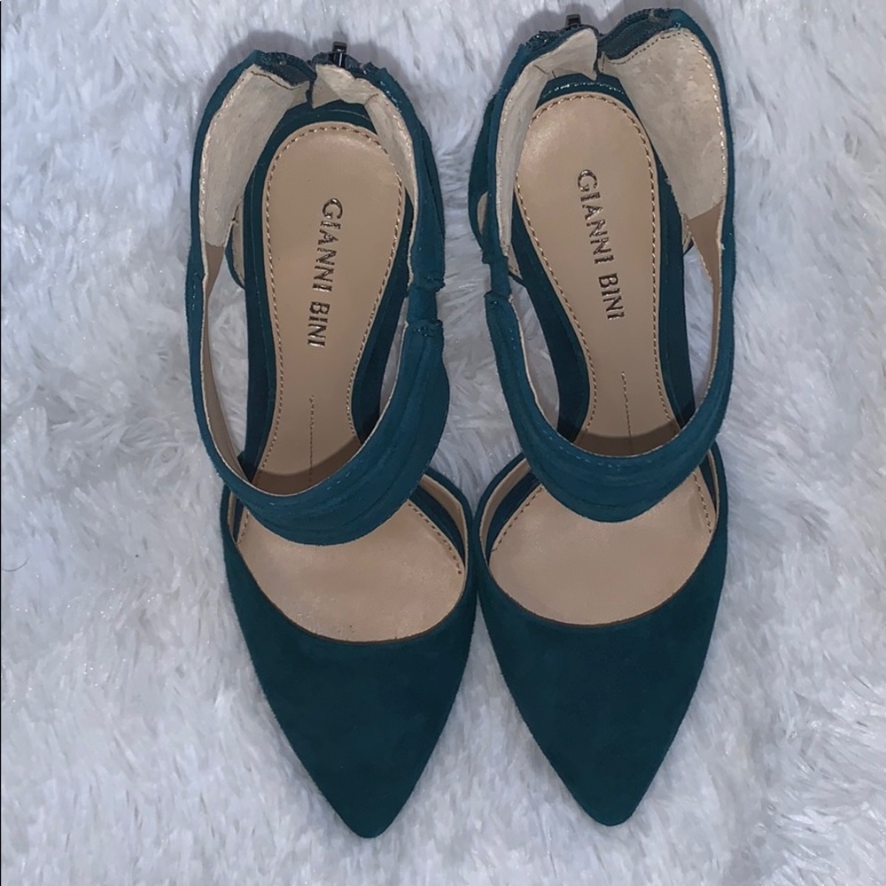 Gianni Bini heels - Picture 3 of 5
